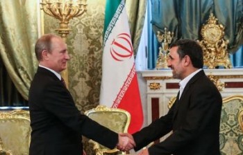 احمدی‌نژاد از پوتین خواست به دنبال حکومت نامحدود نباشد