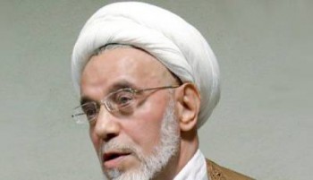 اگر مردم زیاد زجر بکشند مشروعیت نظام زیر سؤال می رود