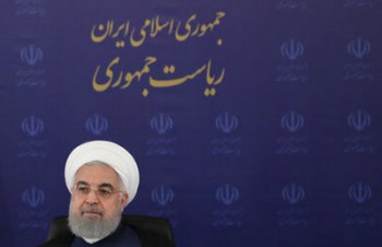 روحانی می گوید آمریکا به روزگار خفت باری افتاده است