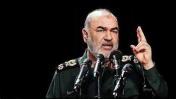 دشمنان از سلاح بیولوژیک علیه مردم ایران استفاده می‌کنند