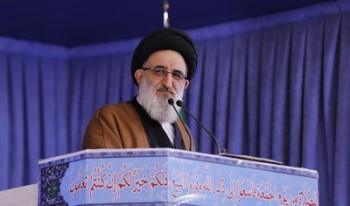 آمریکا با برخی از هنرمندان ایران ائتلافی بر علیه رهبری ایجاد کرده است