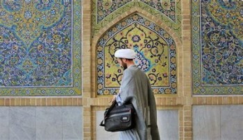 صدور مجوز مشاوره روانشناسی به حوزه علمیه تبعات منفی ایجاد می‌کند