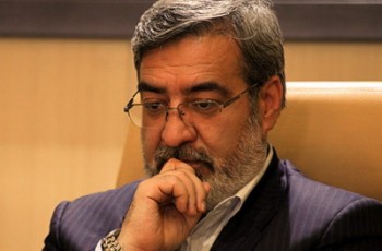 مردم ایران به خاطر اسلام، رهبری و کشور سختی‌ها را تحمل می‌کنند