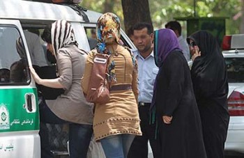 بسیج در برخورد با بی حجابی با نیروی انتظامی همکاری می‌کند