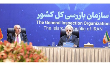 باید به فکر نجات بشریت باشیم