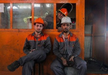 سبد معیشت کارگران ایران ۶میلیون و ۸۹۵ هزارتومان تعیین شد