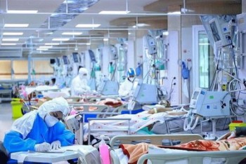 ۴ هزار و ۵۶ نفر از مبتلایان کووید۱۹ تحت مراقبت قرار دارند