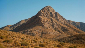 کوه کلنگ ایران؛ هدفی احتمالی