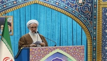 خواص باید فریاد بزنند و مردم هم باید زیر پرچم آن ها قدم بزنند