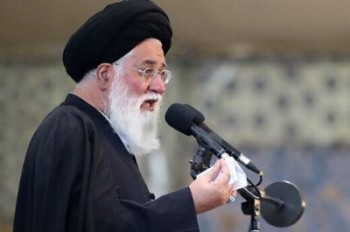 منکرات شرعیه ریشه بی‌نظمی و ناامنی در ایران است