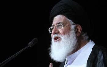 رسانه‌هایی که دروغ‌های دشمن را منتشر کنند ستون پنجم دشمن اند
