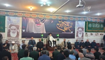 رهبری قدرتمندتر از رهبر ایران در کره زمین وجود ندارد