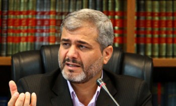 بهترین مکان برای زن در منزل و نزد فرزندانش است