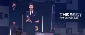 رابرت لواندوفسکی بهترین بازیکن فوتبال سال جهان شد