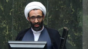 اقوام رئیس جمهور ایران واردکننده موز هستند 