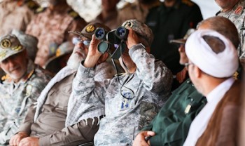 دشمن فهمیده جمهوری اسلامی قابل براندازی نیست