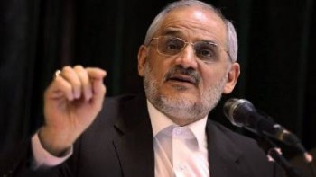 از هر دانش آموز می توان یک خمینی تولید کرد