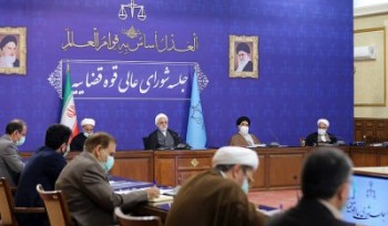 وضعیت بورس ایران عادی نیست
