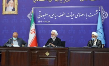 اصلاح قانون مطبوعات ضروری است اصلاح قانون مطبوعات ضروری است