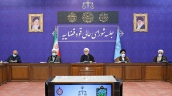 بازار باید از وضعیت نابسامان موجود خارج شود
