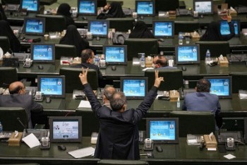 دانشجویان معترض ممنوع الخروج می شوند