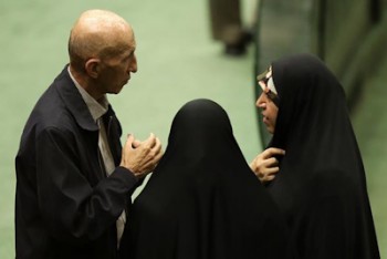 لایحه حجاب طبق اصل ۸۵ قانون اساسی بررسی می شود