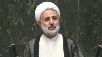 وزیری که توافق رهبری را دارد مجاز به تصرف در امور است