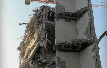 بخش عظیمی از باقیمانده سازه متروپل آبادان فروریخت