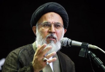 جبهه نفاق به دنبال به دست گرفتن رهبری جامعه است