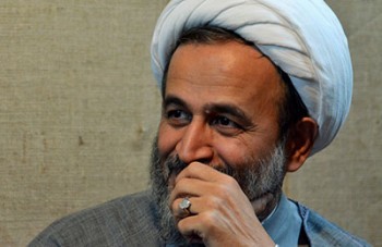 بخشودگی بخشی از گناهان ما به خاطر اصل ولایت در جامعه است