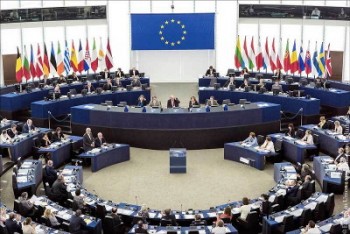 پارلمان اروپا ارتباط مستقیم خود با جمهوری اسلامی ایران را قطع کرد