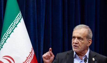 همه با رهبر انقلاب یکصدا هستند 