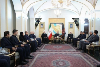 بنای دولت پیگیری حقوق ملت است