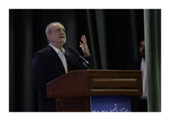 با یک نسخه مشکلات حل نمی شوند