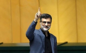 قاضی‌زاده هاشمی رئیس بنیاد شهید شد