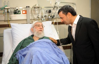 بازرگان با آخوندها رفیق بود/ به احمدی‌نژاد گفتم رودر روی رهبر ایستادی 