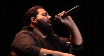 رضا صادقی کنسرت خود را به احترام جانباختگان اعتراضات آبان لغو کرد
