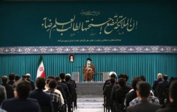 تشویق نخبگان به ترک میهن خیانت است