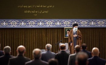 سنگر تولید و اقتصاد بحمدالله پابرجا است سنگر تولید و اقتصاد بحمدالله پابرجا است