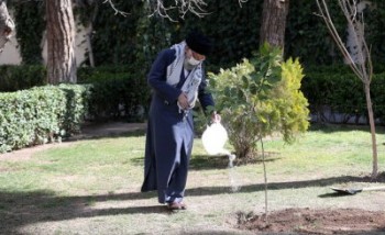کاشت درخت یک حرکت کاملاً دینی و انقلابی است