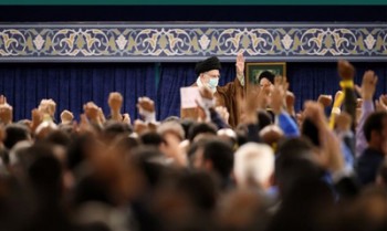 جامعه کارگری اعتراض دارد اما با دشمن مرزبندی کرده است