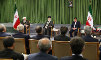 شهید رئیسی الگوی دولتها و مسئولان است شهید رئیسی الگوی دولتها و مسئولان است
