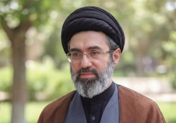 ادامه خدمت منصوبان رهبر شهید