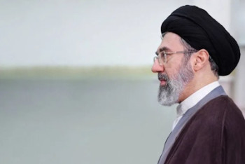 هر حرکتی در مسیر گسترش آبادانی ایران شایسته است