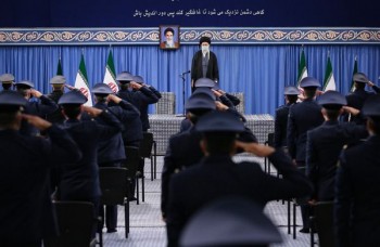 رهبر انقلاب: آمریکا تمام تحریم‌ها را لغو کند به تعهدات برجام برمی‌گردیم