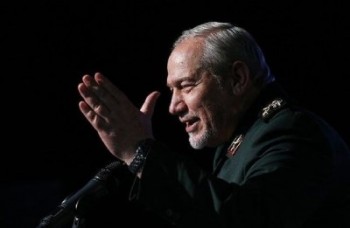 اولین گام حضرت آقا توقف زمزمه ادغام ارتش و سپاه بود
