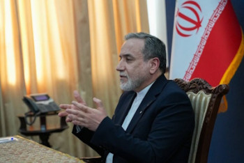 رهبر و رئیس‌جمهور در سلامت هستند