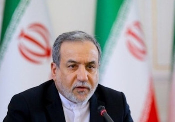 آمریکا باید انتخاب کند