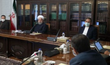 روحانی: نوسانات بازار ارز ایران ریشه بنیادی اقتصادی ندارد