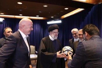 ابراهیم رئیسی در نیویورک با رئیس فیفا دیدار کرد